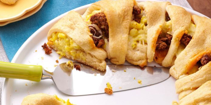 Chorizo and Eggs circle Bread 1