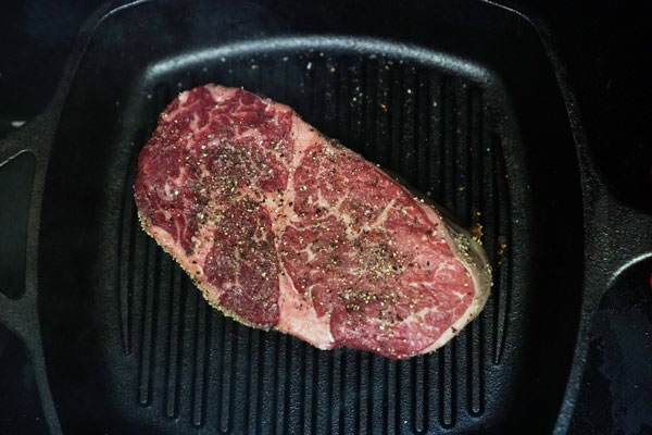 Our hand-cut, USDA prime and choice steaks are the finest that you’ll find anywhere