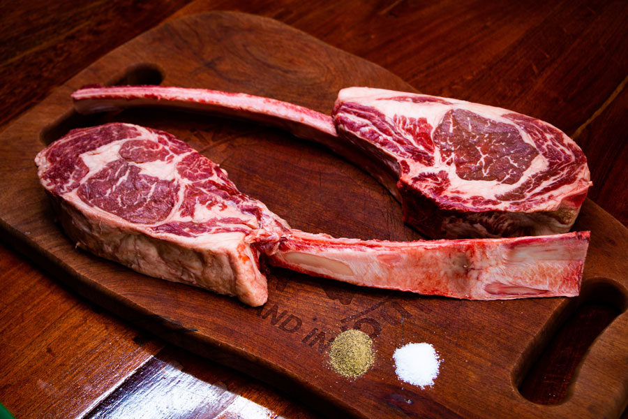 Order Steak Online and Cook a Tomahawk Steak 1 Cook a Tomahawk Steak